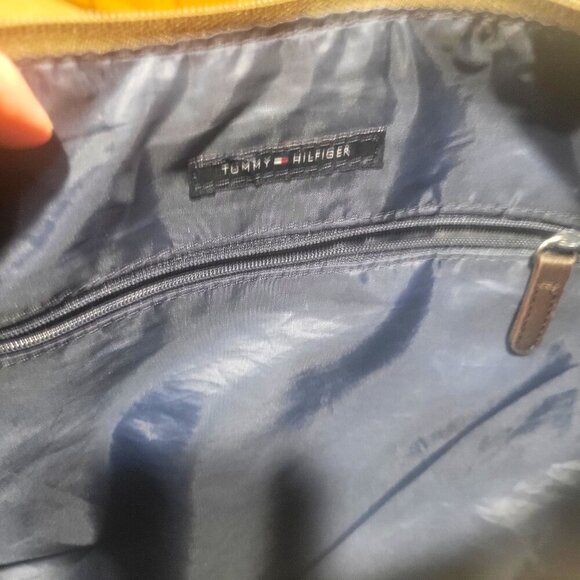 Tommy Hilfiger Hobo Shoulder Bag - Brown/Cream - Picture 10 of 12